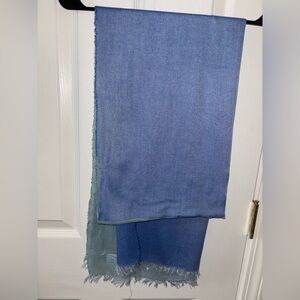 Christina Chiro light weight scarf approx 42x78